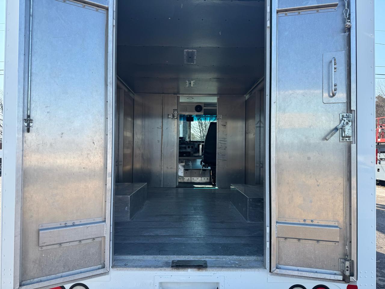 Ford Econoline Commercial Chassis E-350 Stripped Chassis 158" 2016