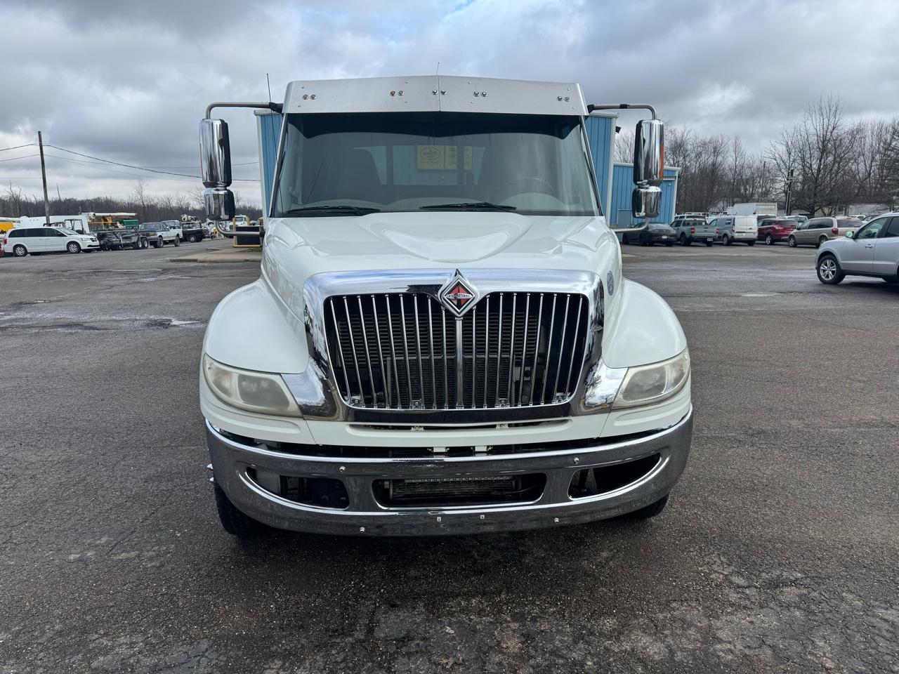 International 4300  2015