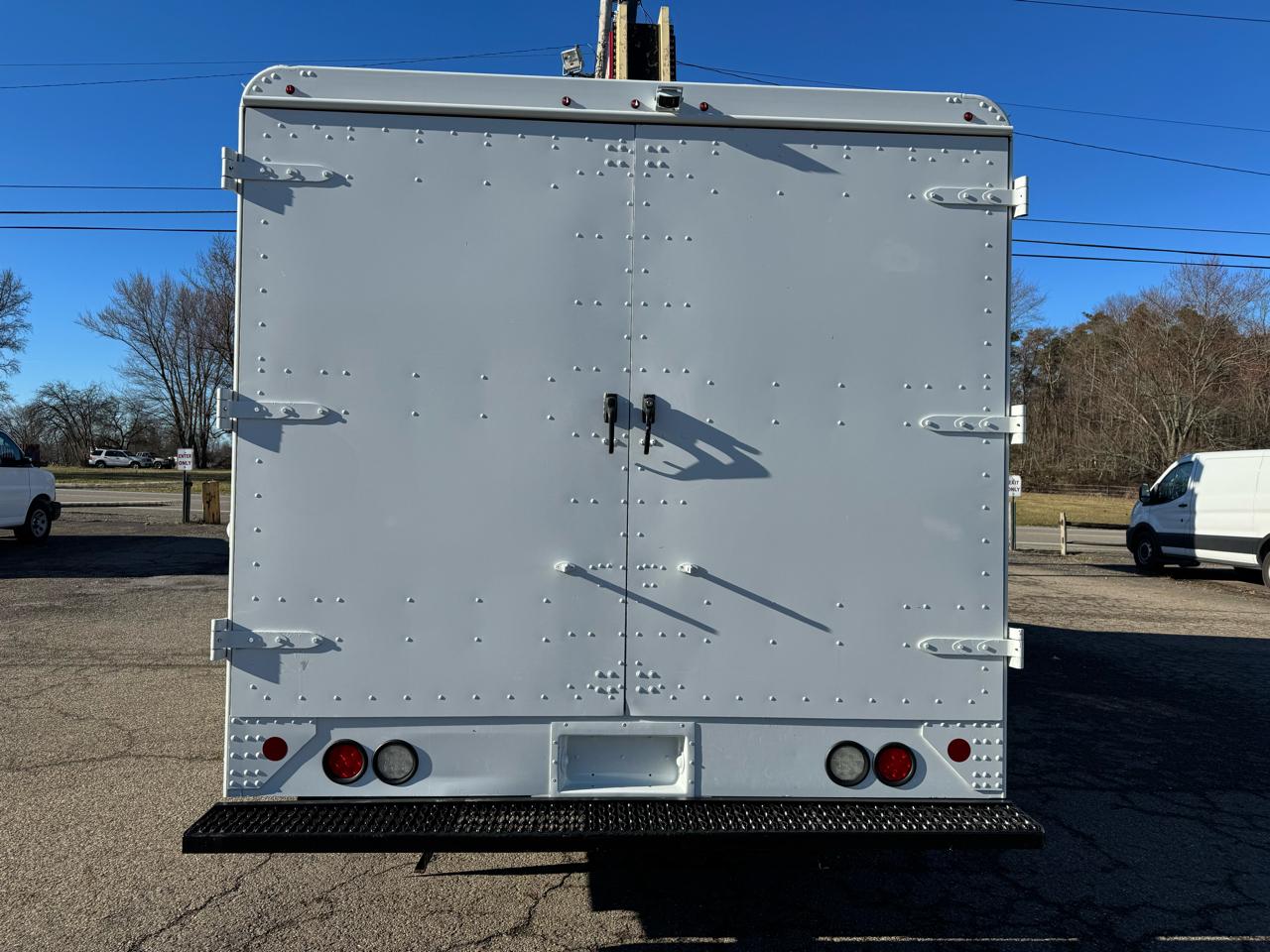 Ford Econoline Commercial Chassis E-350 Stripped Chassis 158" 2016