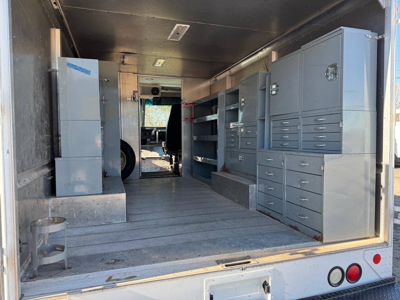 Ford Econoline Commercial Chassis E-350 Stripped Chassis 138" 2014