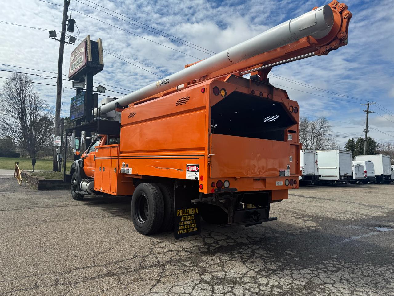 Ford Super Duty F-750 Straight Frame Reg Cab XLT 2013