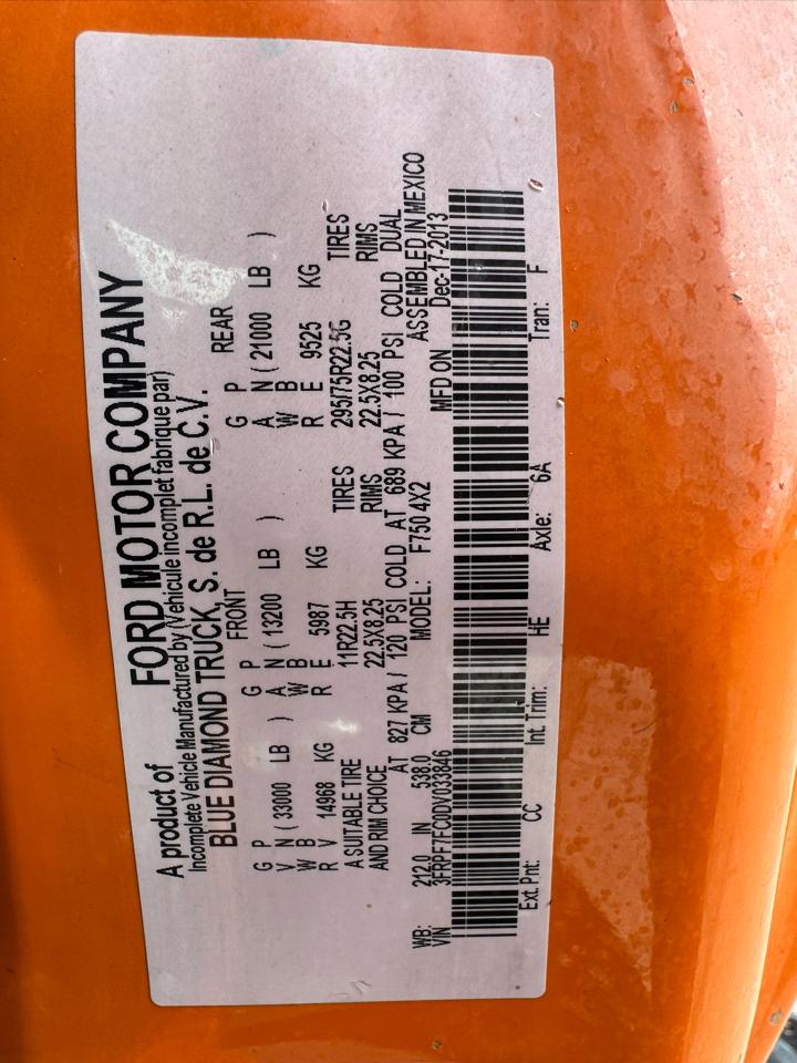 Ford Super Duty F-750 Straight Frame Reg Cab XLT 2013