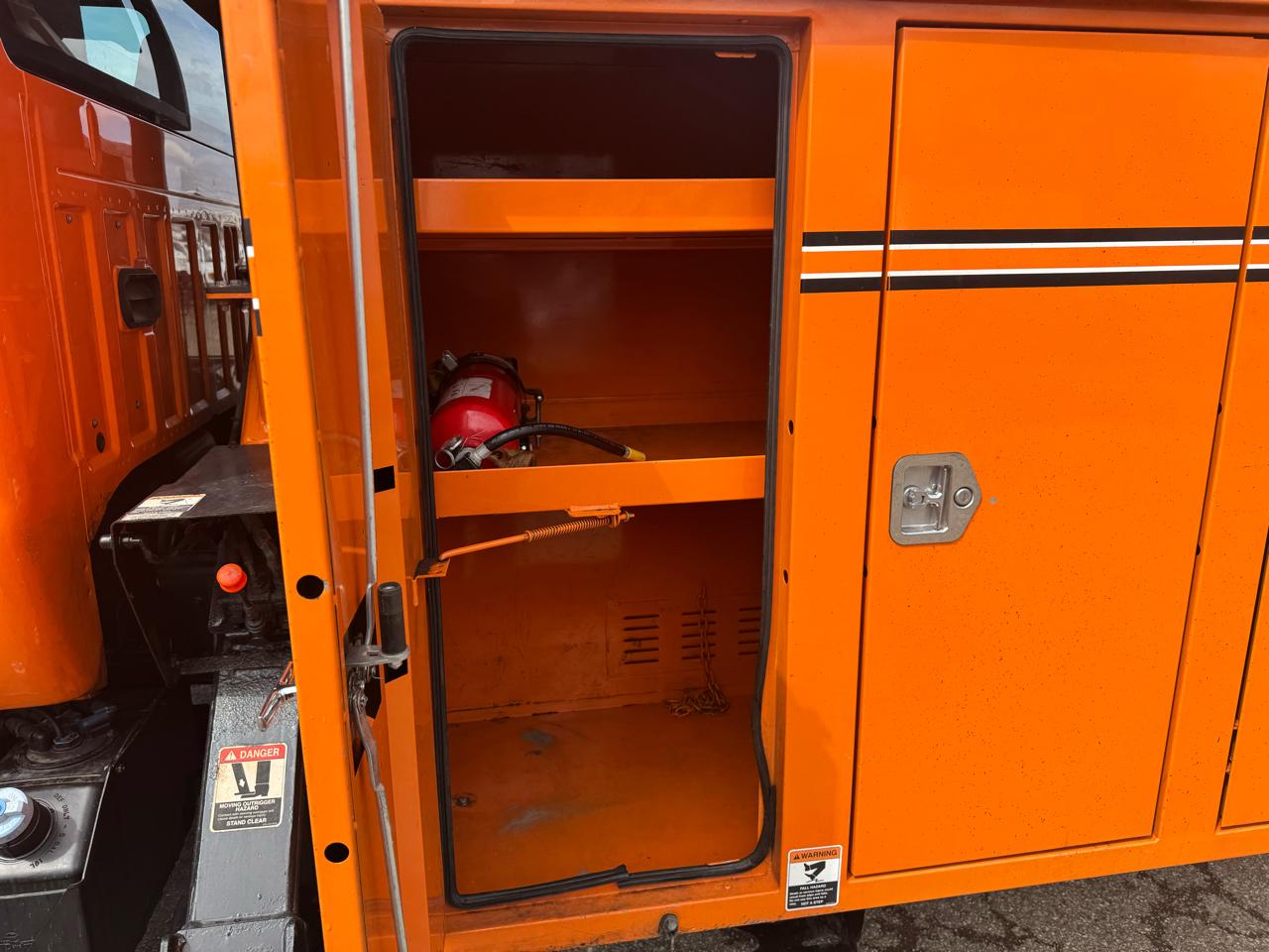 Ford Super Duty F-750 Straight Frame Reg Cab XLT 2013