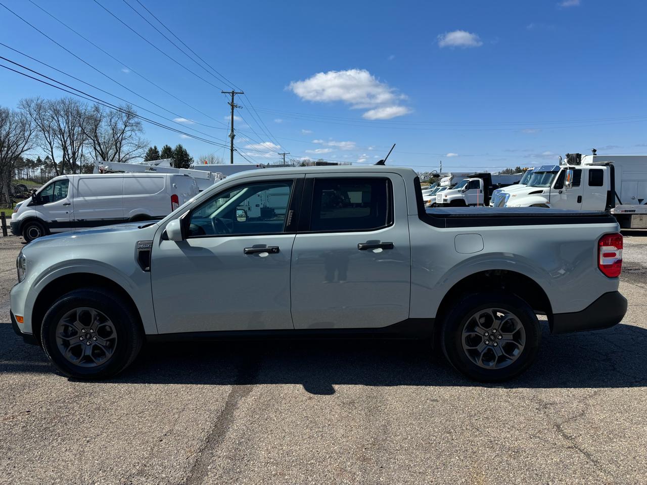 Ford Maverick XL FWD SuperCrew 2023