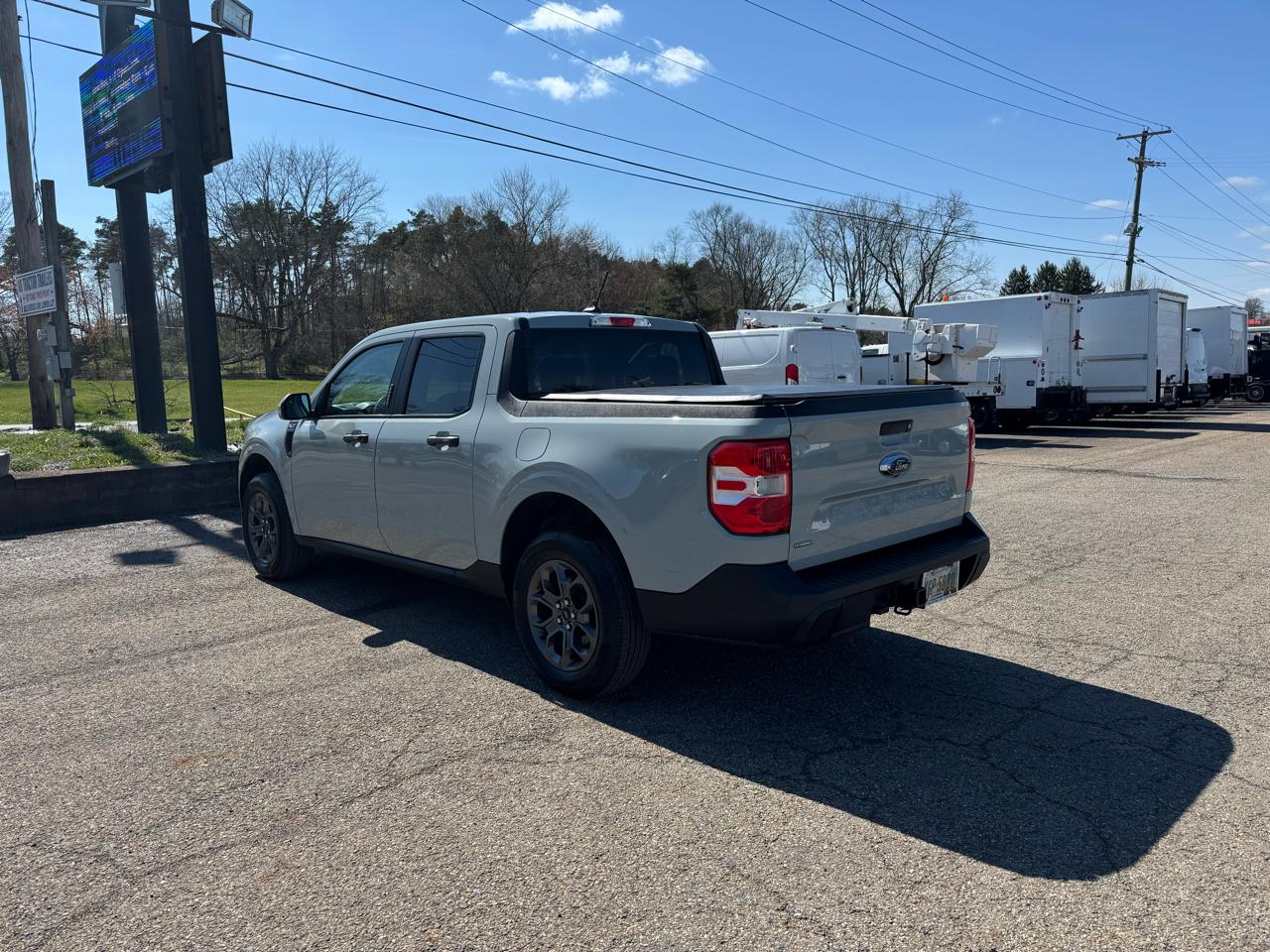 Ford Maverick XL FWD SuperCrew 2023