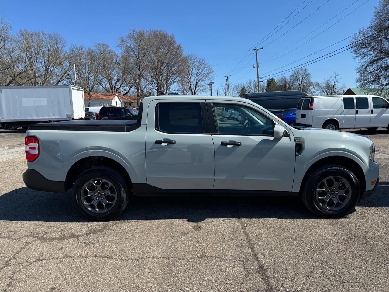 Ford Maverick XL FWD SuperCrew 2023