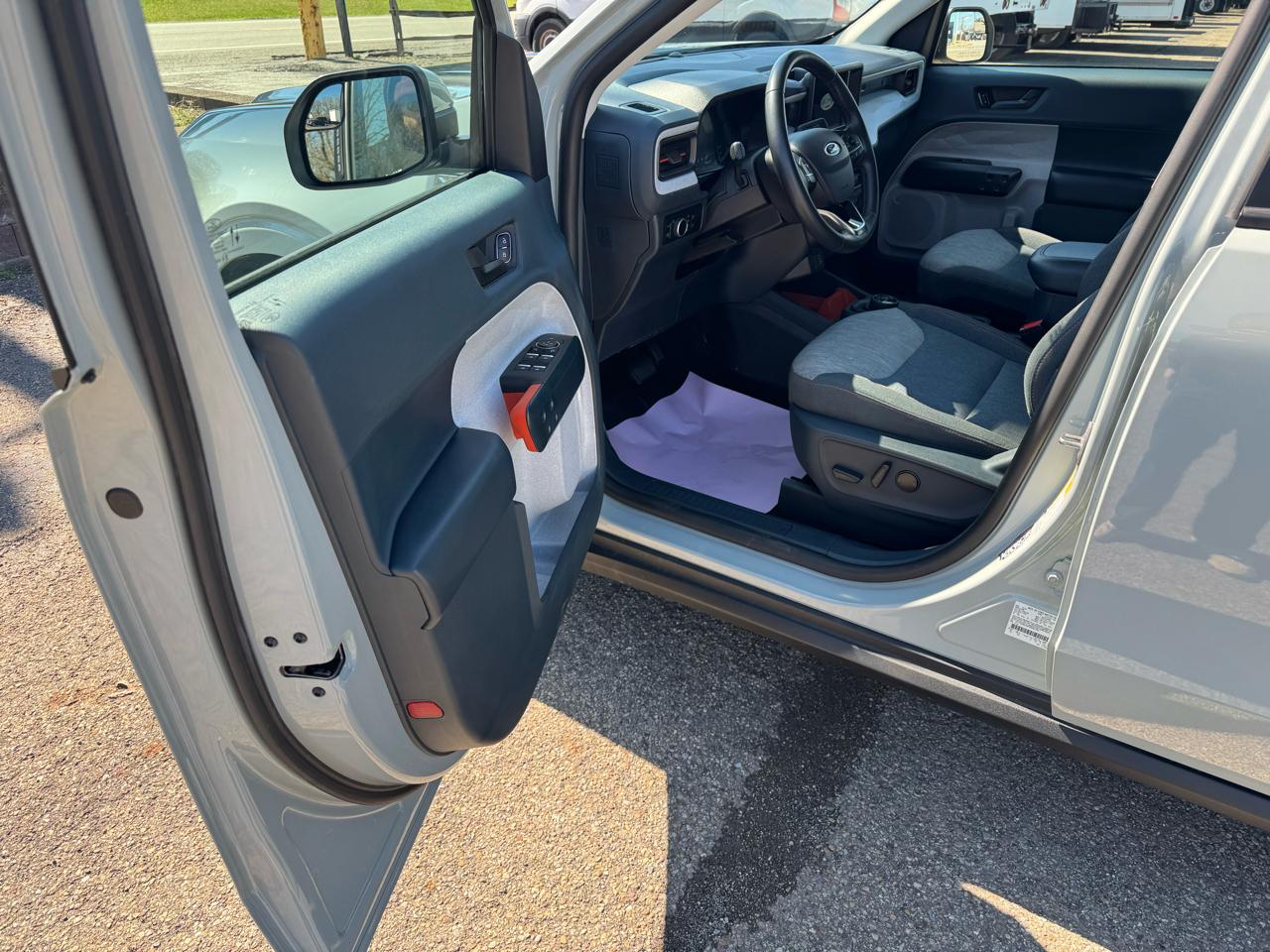 Ford Maverick XL FWD SuperCrew 2023