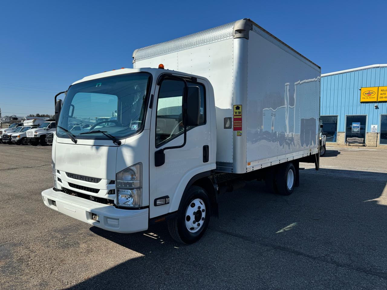 Isuzu NPR 133.7" WB WHITE CAB IBT PWL 2018