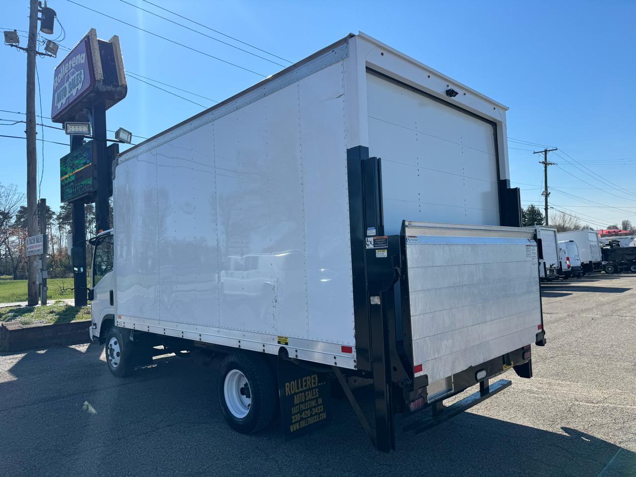 Isuzu NPR 133.7" WB WHITE CAB IBT PWL 2018