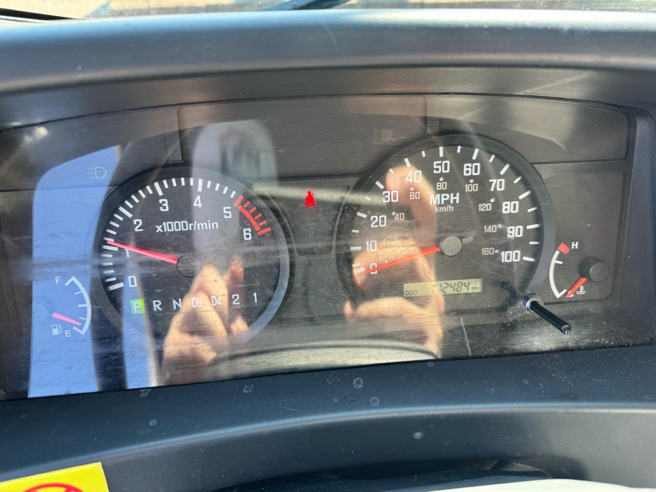 Isuzu NPR 133.7" WB WHITE CAB IBT PWL 2018