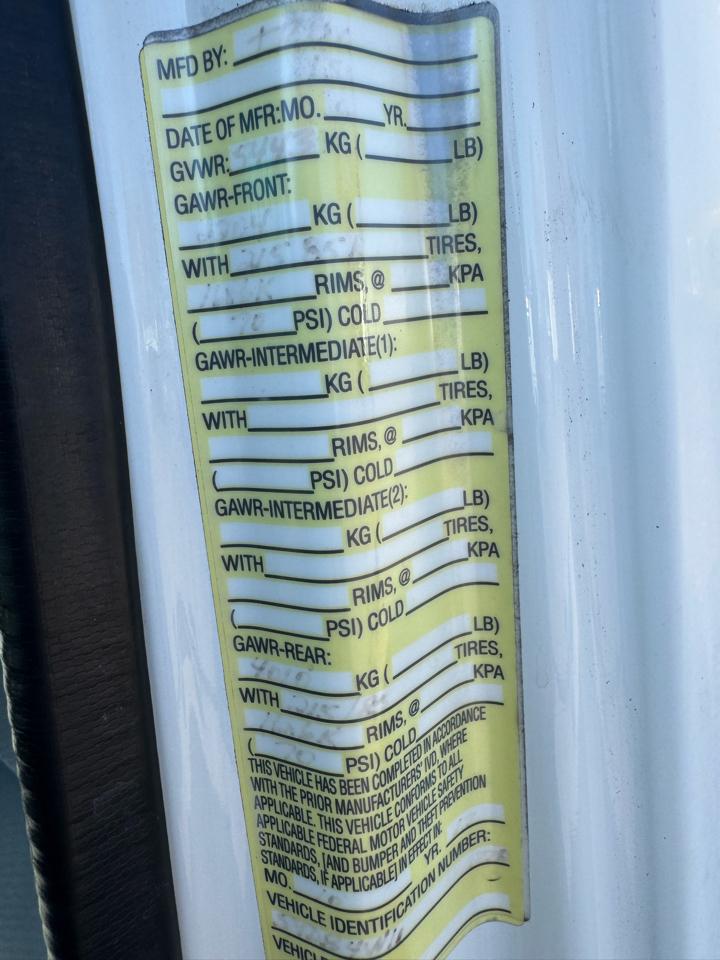 Isuzu NPR 133.7" WB WHITE CAB IBT PWL 2018