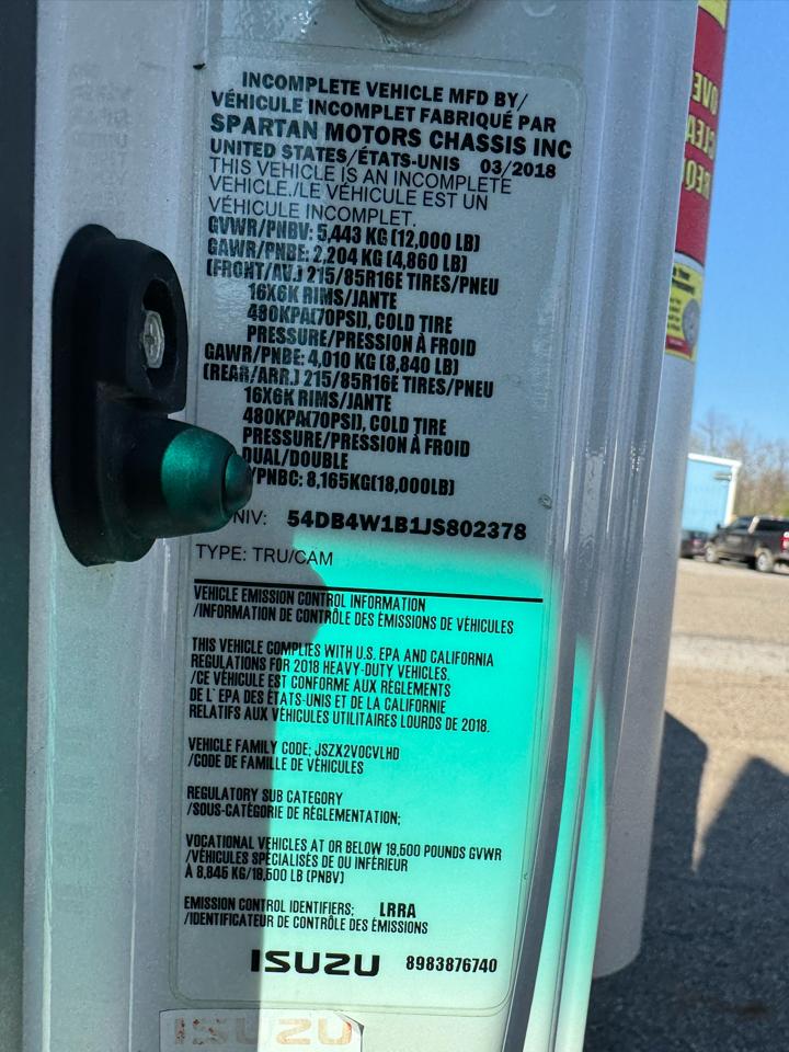 Isuzu NPR 133.7" WB WHITE CAB IBT PWL 2018