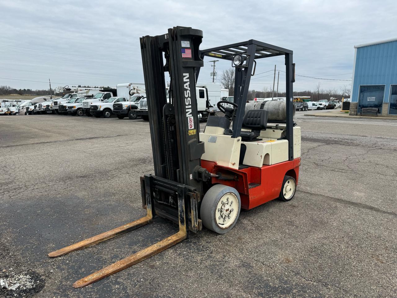 Nissan Forklift  2001