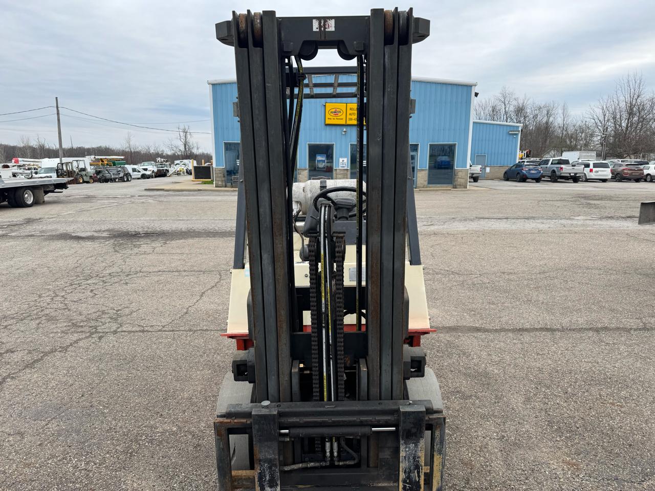 Nissan Forklift  2001