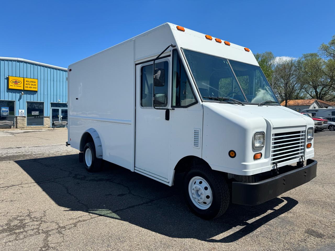 Ford Econoline Commercial Chassis  2012