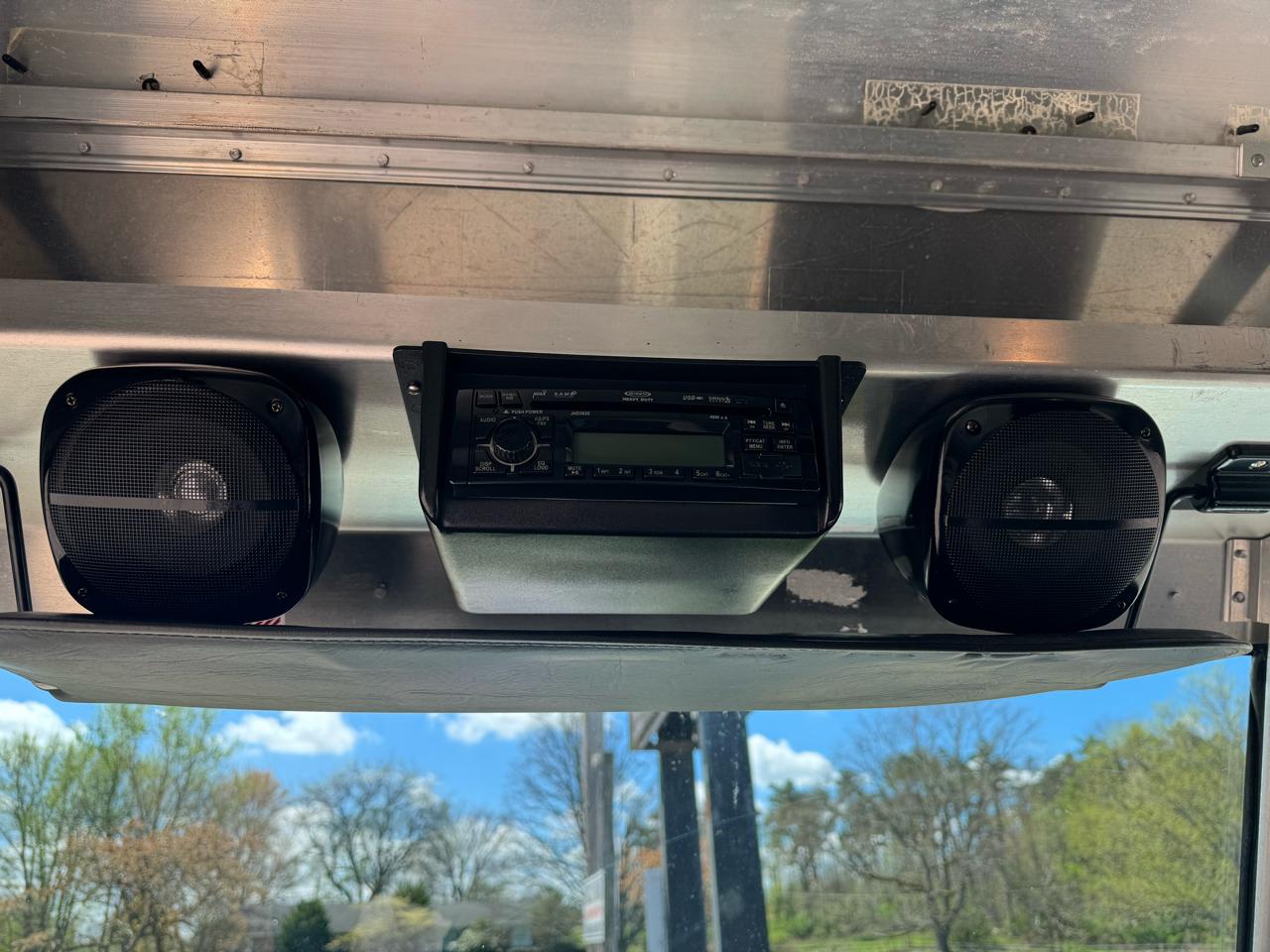 Ford Econoline Commercial Chassis  2012