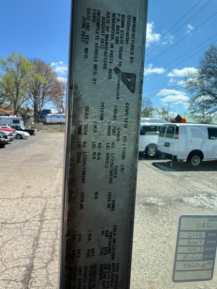 Ford Econoline Commercial Chassis  2012