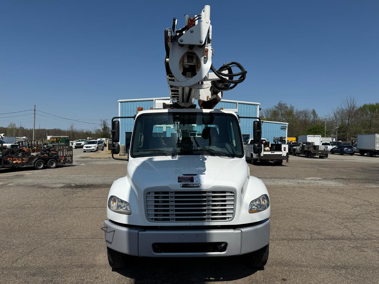 Freightliner M2 106  2019