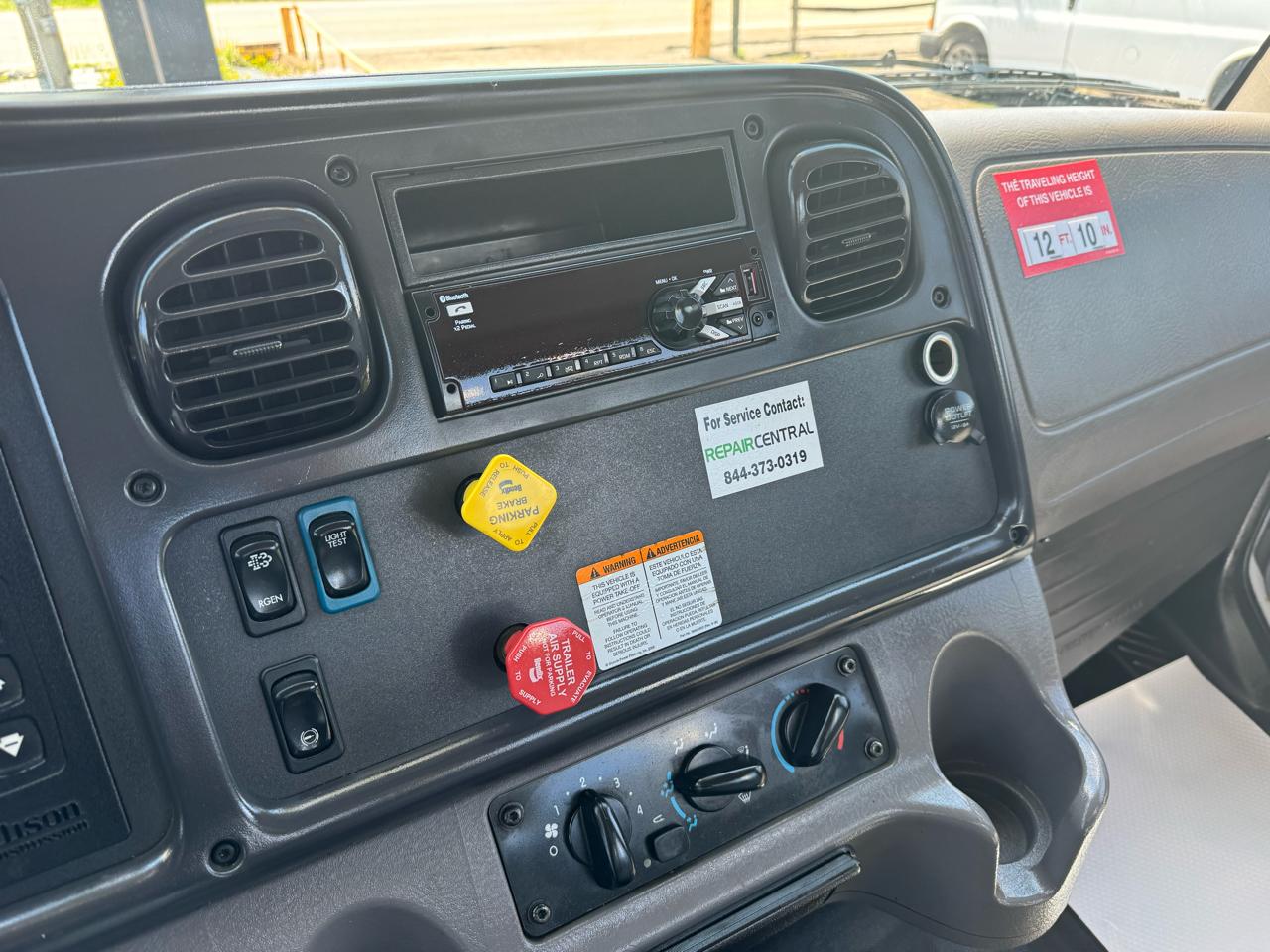 Freightliner M2 106  2019