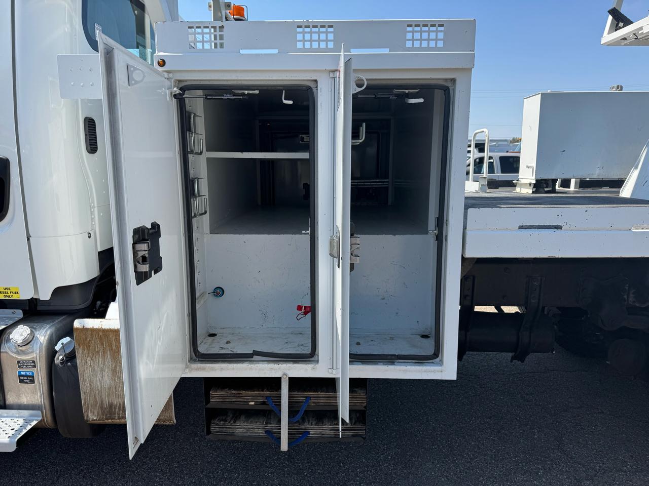 Freightliner M2 106  2019