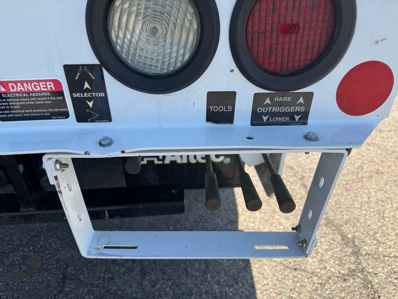 Freightliner M2 106  2019