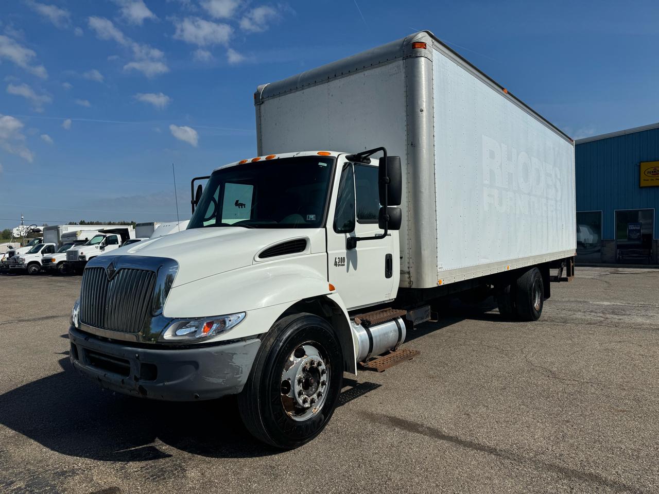 International 4300  2003