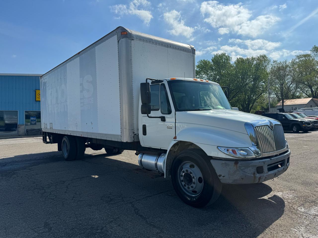 International 4300  2003