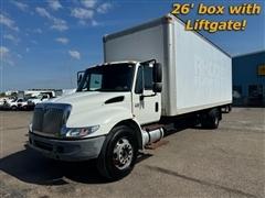 2003 International 4300 