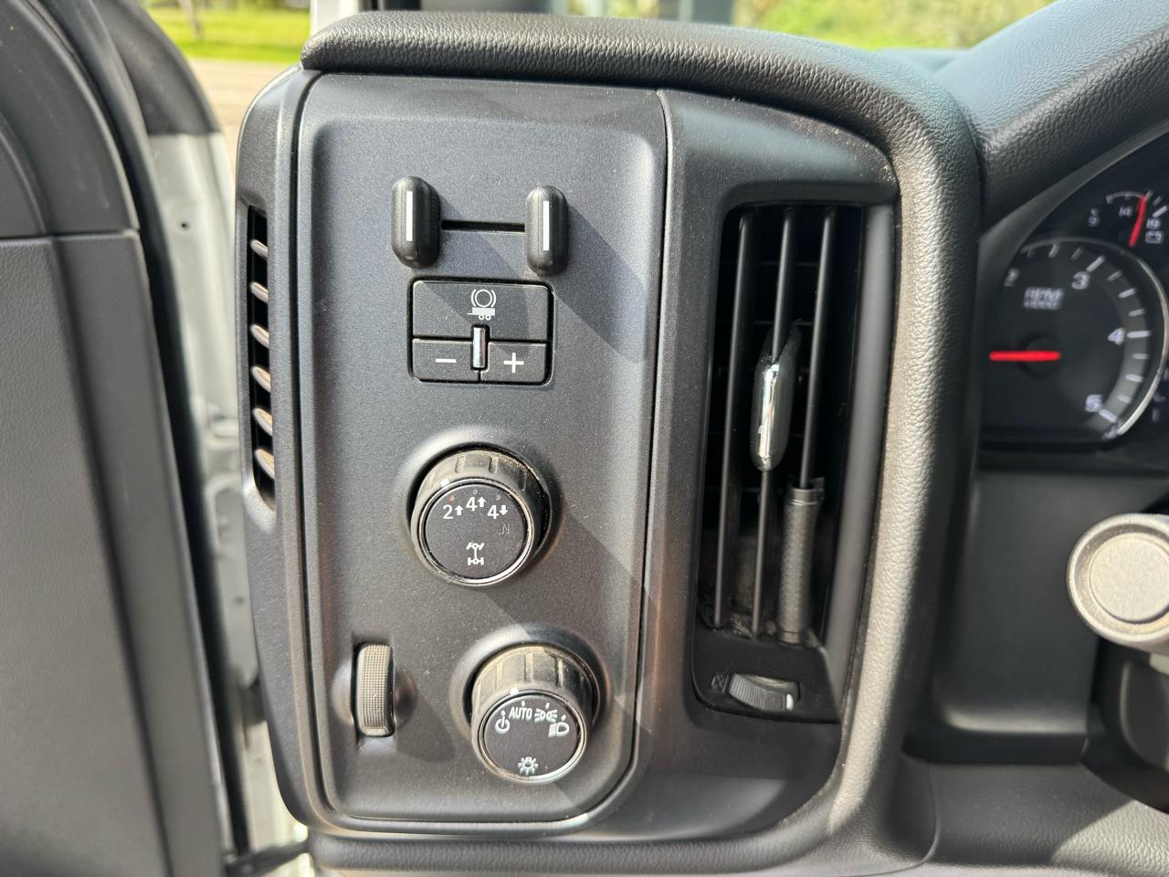 Chevrolet Silverado MD 4WD Reg Cab Work Truck 2022