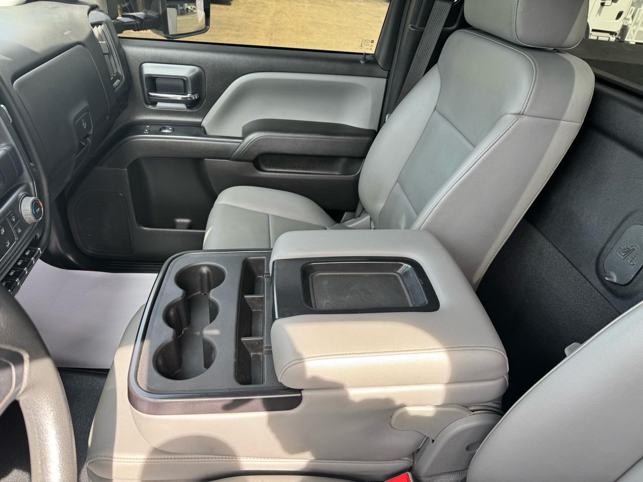 Chevrolet Silverado MD 4WD Reg Cab Work Truck 2022