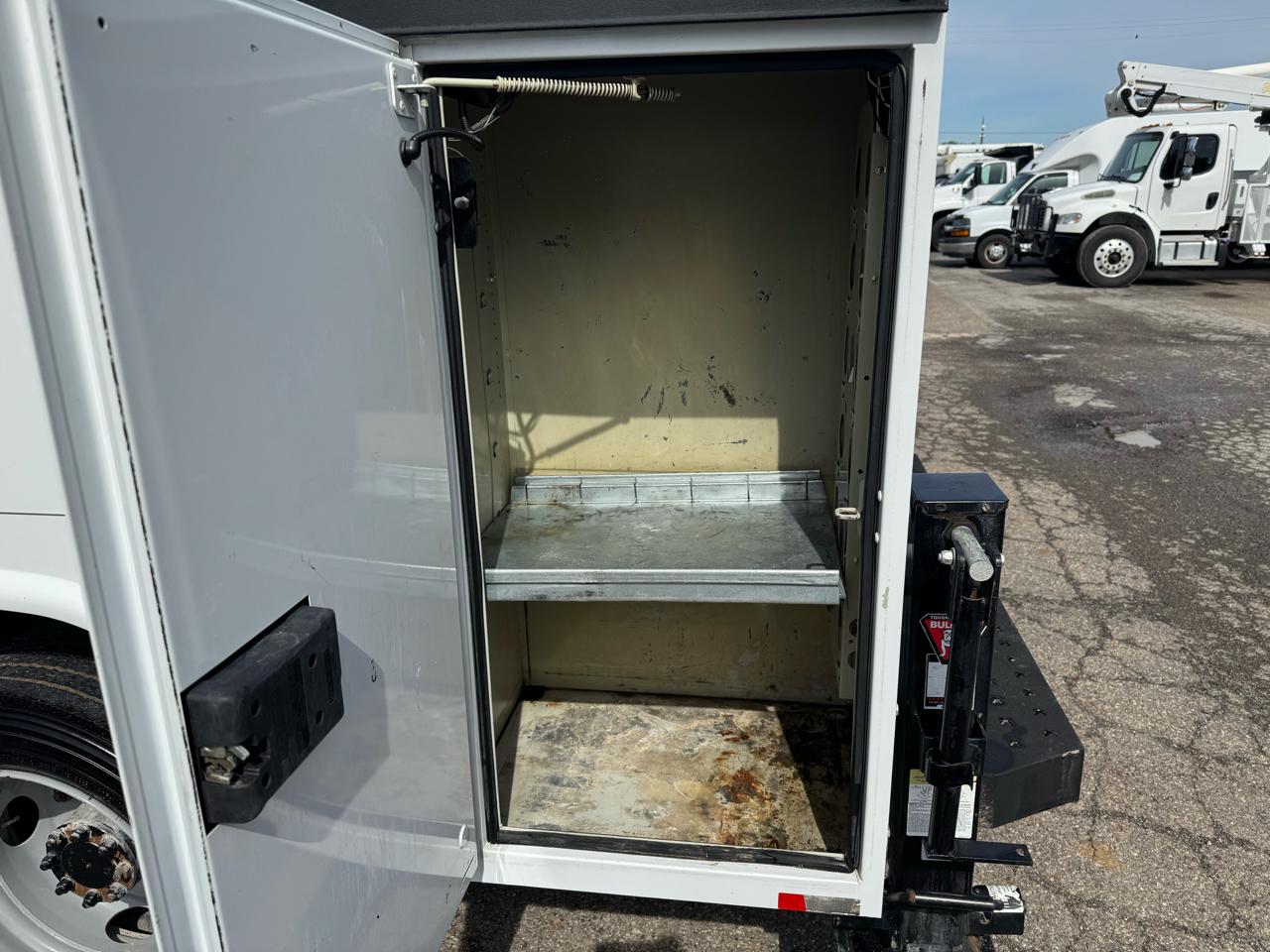 Chevrolet Silverado MD 4WD Reg Cab Work Truck 2022