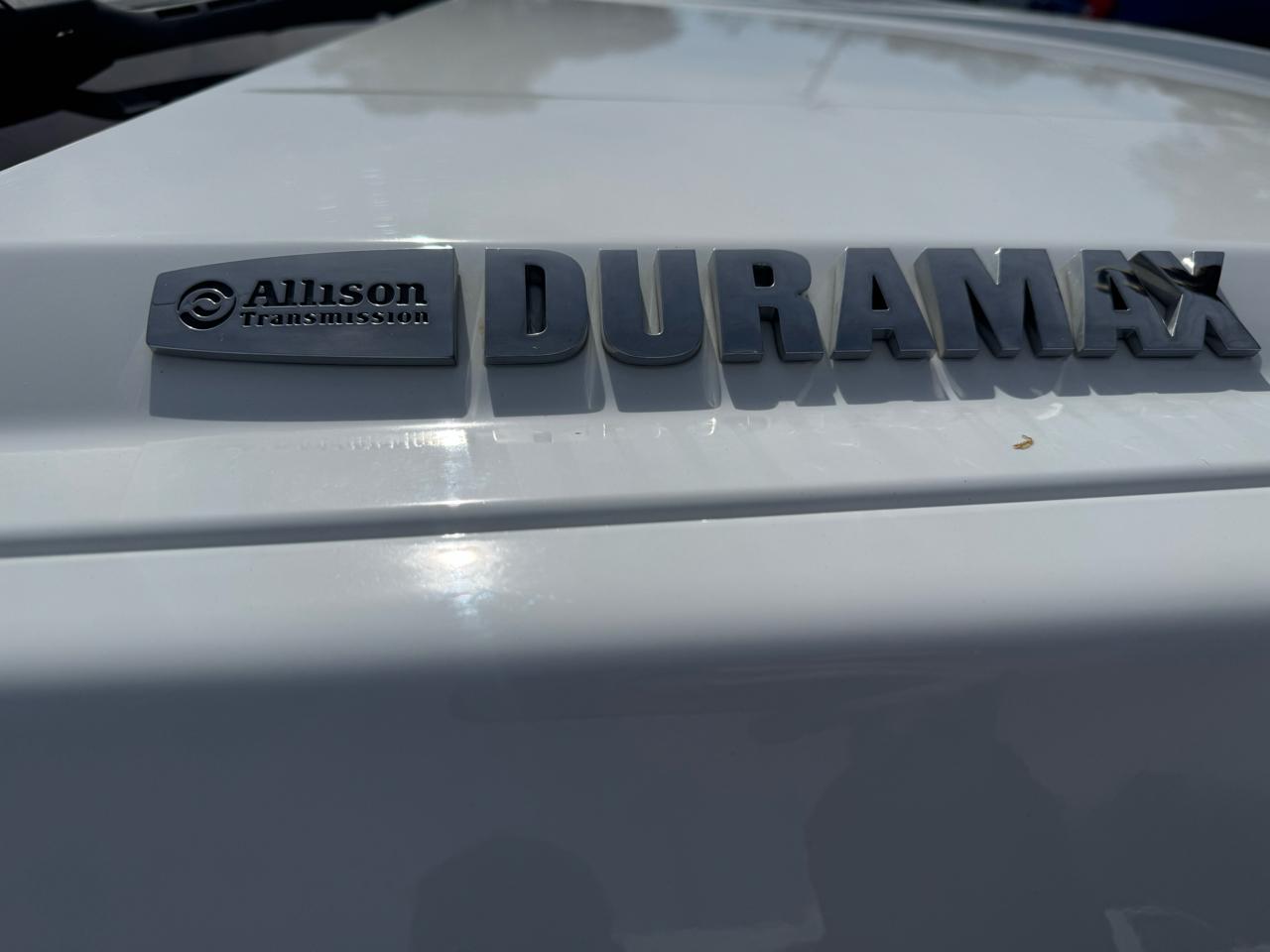 Chevrolet Silverado MD 4WD Reg Cab Work Truck 2022