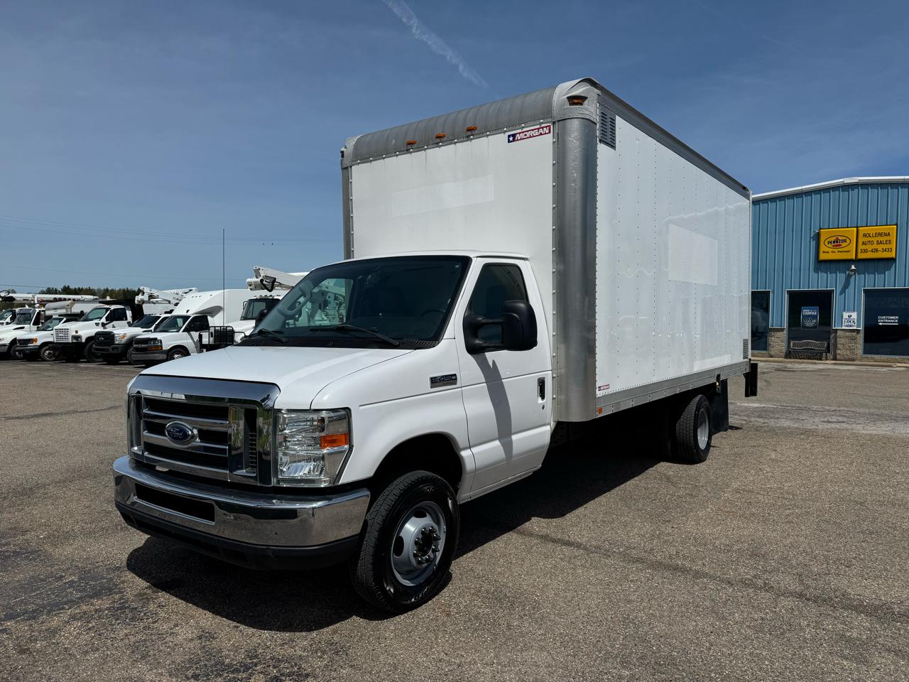 Ford Econoline Commercial Cutaway E-450 Super Duty 176" DRW 2016