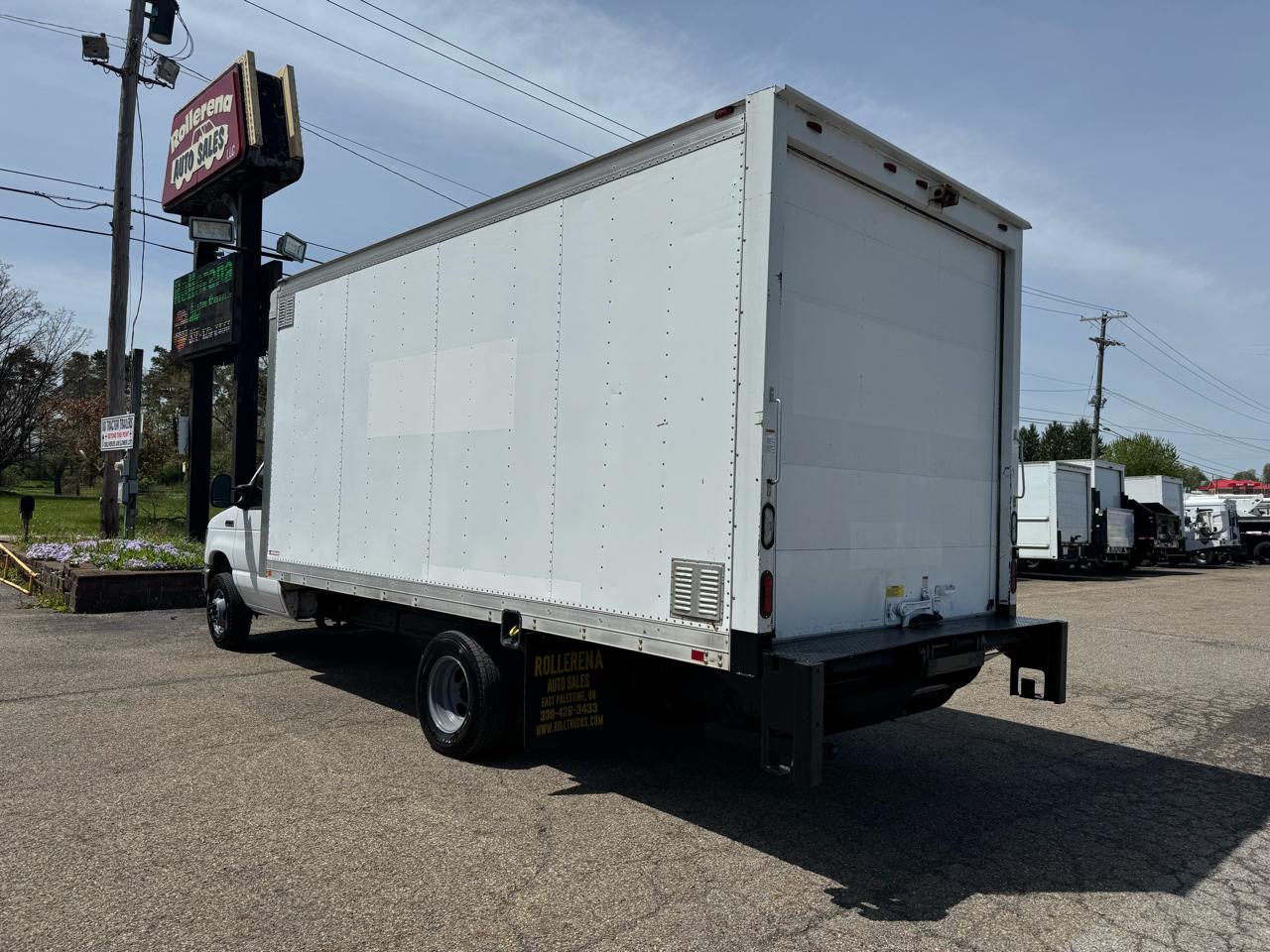 Ford Econoline Commercial Cutaway E-450 Super Duty 176" DRW 2016