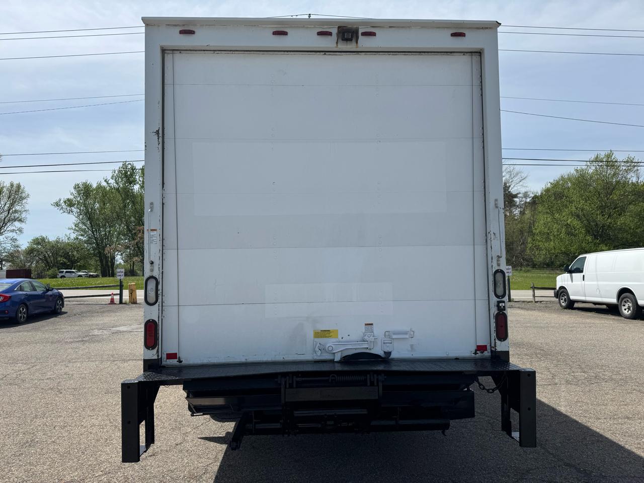 Ford Econoline Commercial Cutaway E-450 Super Duty 176" DRW 2016