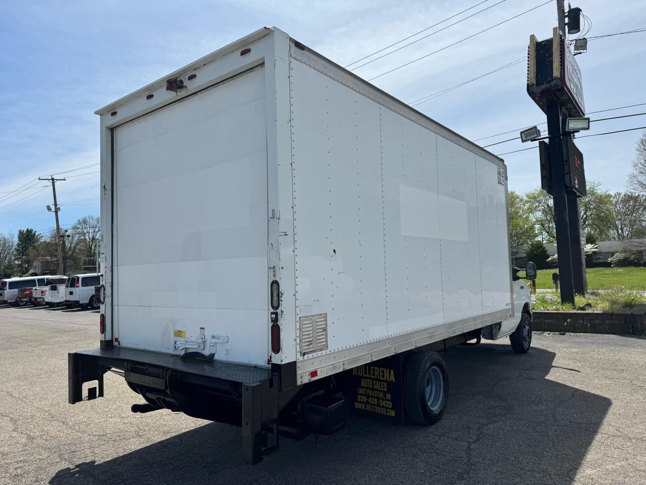 Ford Econoline Commercial Cutaway E-450 Super Duty 176" DRW 2016