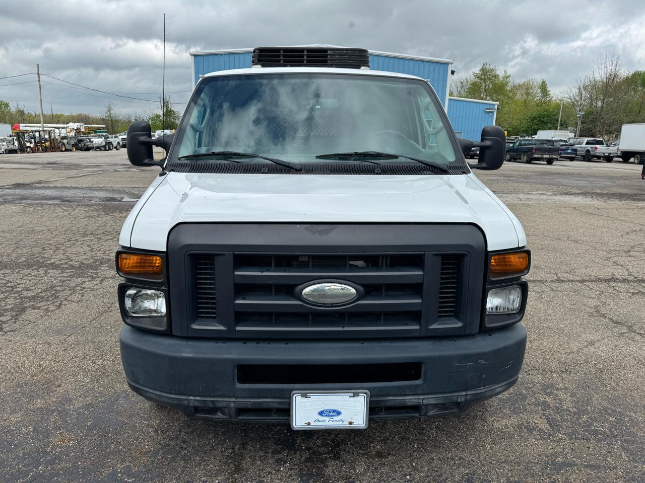 Ford Econoline Cargo Van E-150 Ext Commercial 2014