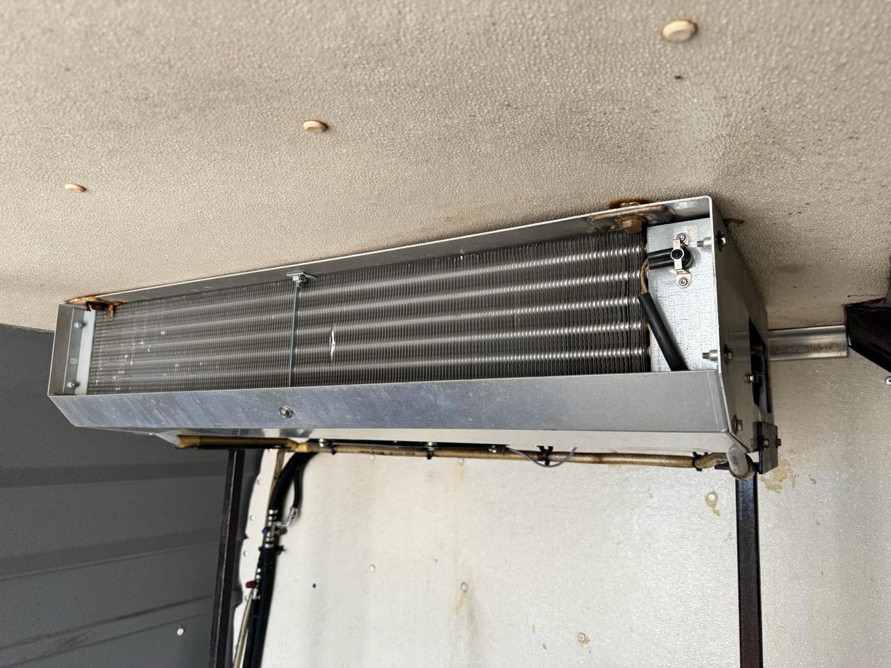 Ford Econoline Cargo Van E-150 Ext Commercial 2014