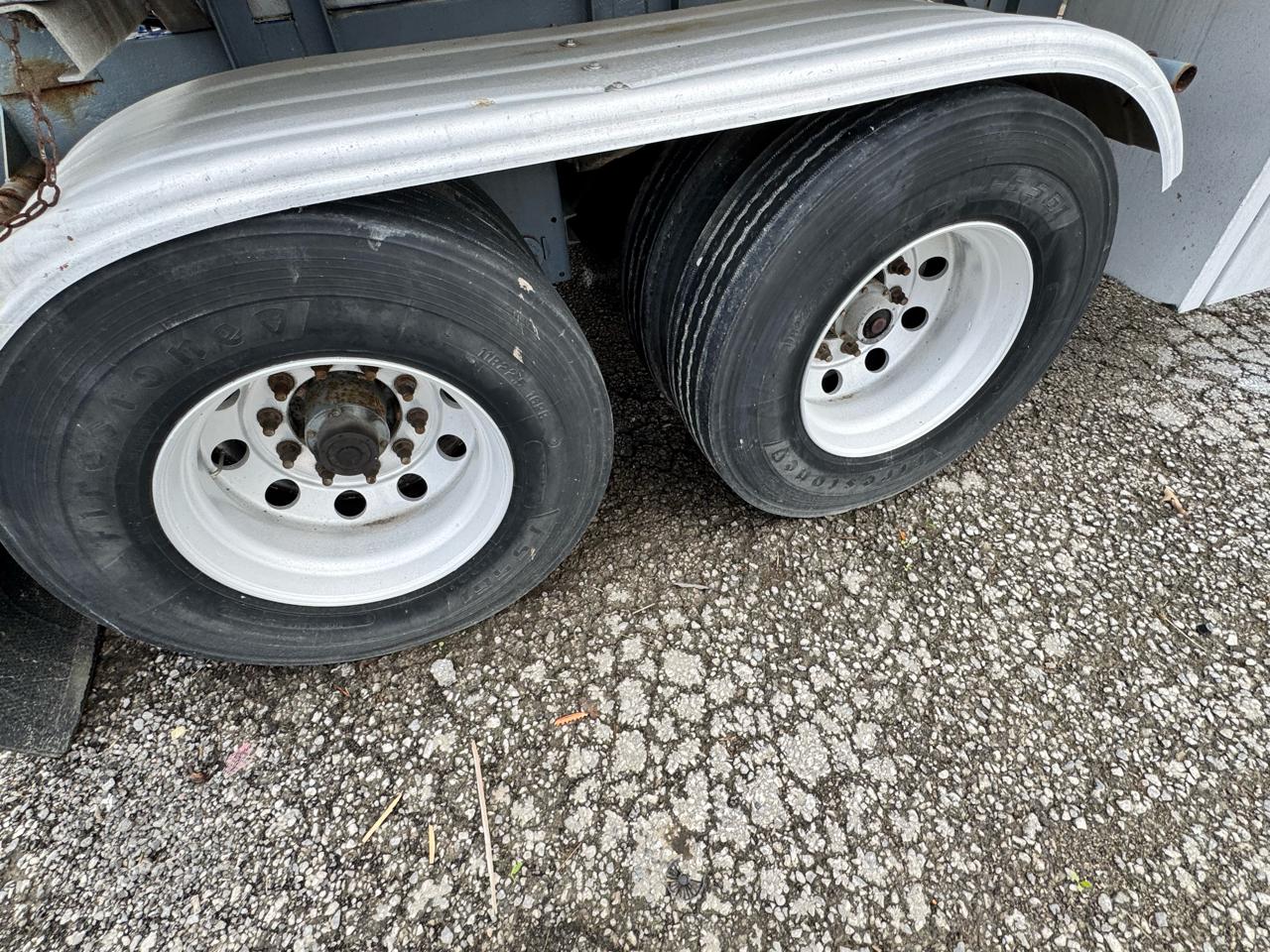 Fruehauf Trailer  1989