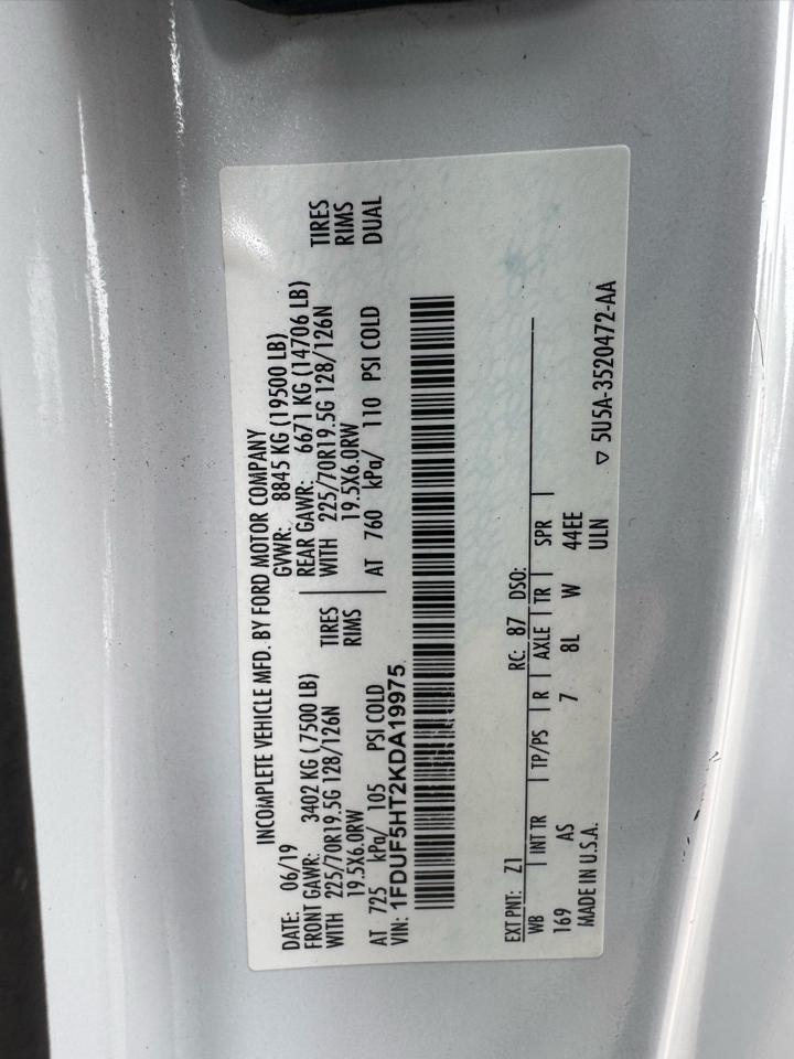 Ford Super Duty F-550 DRW XL 4WD Reg Cab 169" WB 84" CA 2019