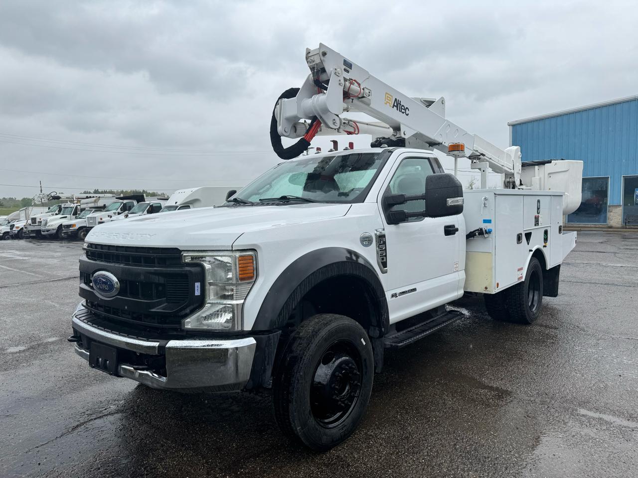 Ford Super Duty F-550 DRW XL 4WD Reg Cab 145" WB 60" CA 2020