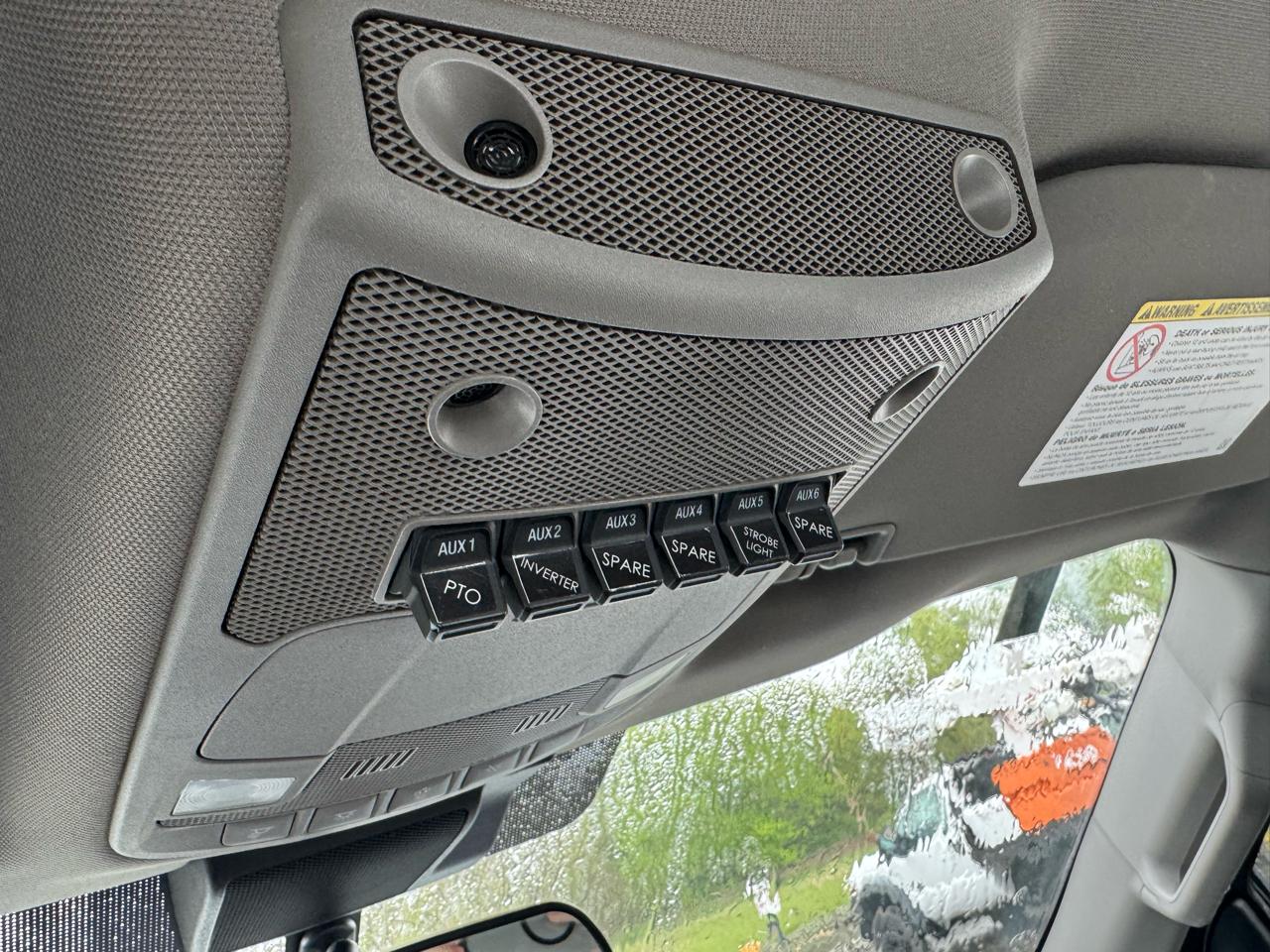 Ford Super Duty F-550 DRW XL 4WD Reg Cab 145" WB 60" CA 2020