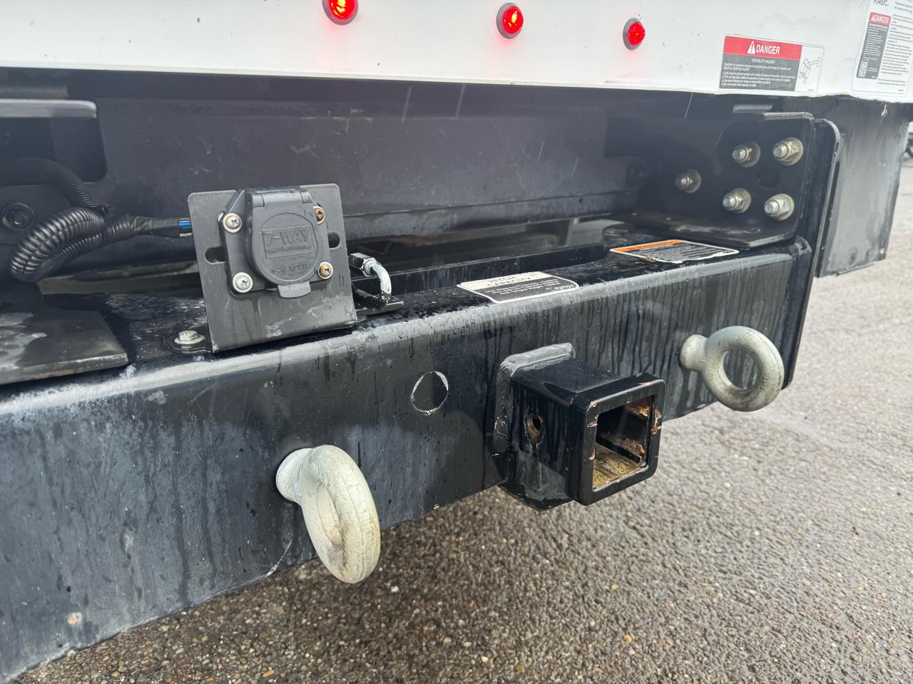 Ford Super Duty F-550 DRW XL 4WD Reg Cab 145" WB 60" CA 2020