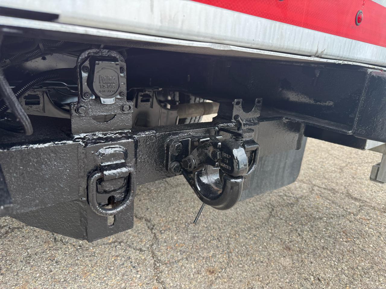 Ford Super Duty F-350 DRW 2WD Reg Cab 165" WB 84" CA XL 2012