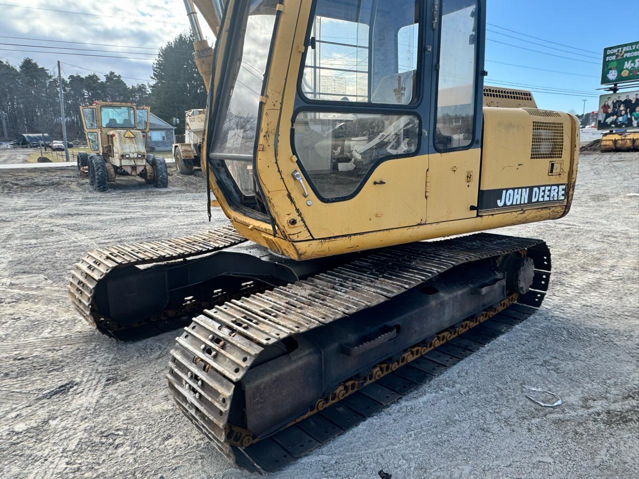 John Deere 490E  1993