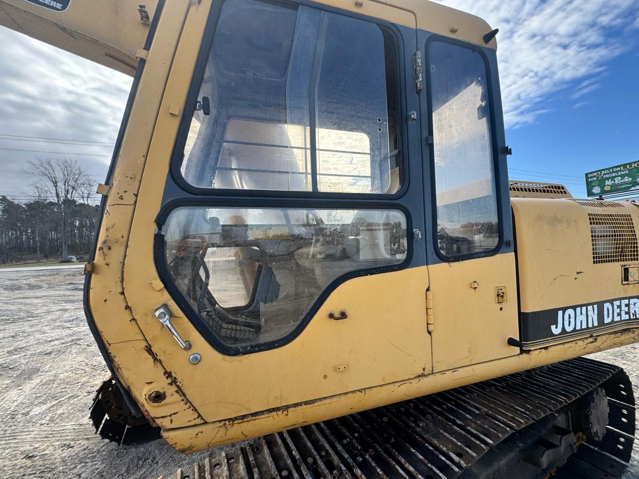 John Deere 490E  1993