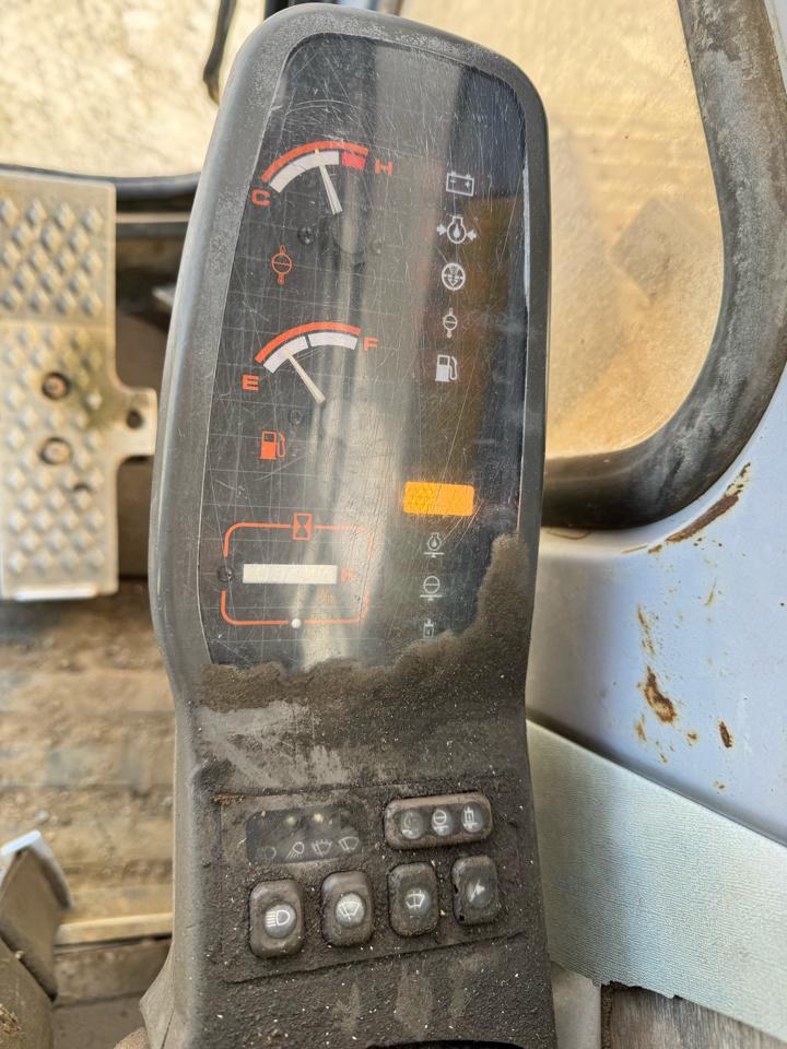 John Deere 490E  1993