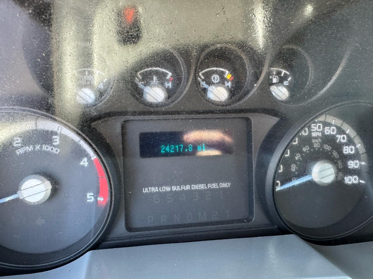 Ford Super Duty F-550 DRW 2WD Reg Cab 141" WB 60" CA XL 2013
