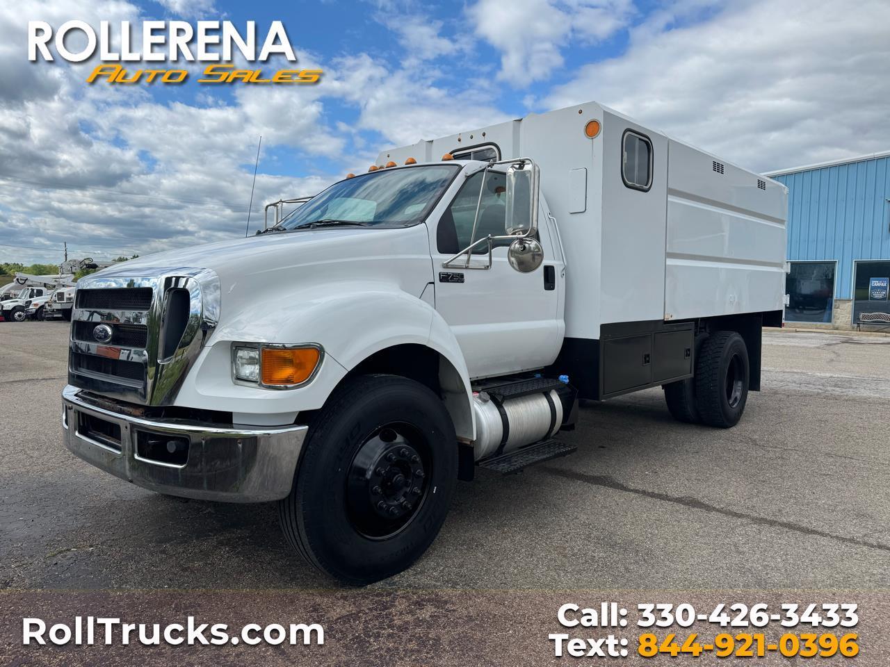 Ford Super Duty F-750 Straight Frame Reg Cab XL 2013