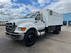 2013 Ford Super Duty F-750 Straight Frame 